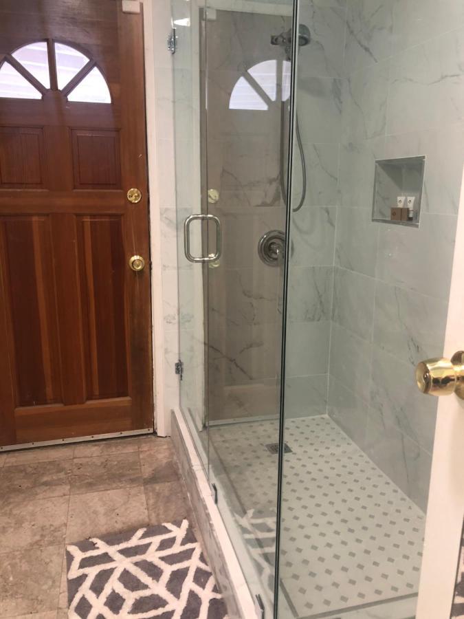 6 Bedrooms 3 Bathrooms Pool * Los Ángeles