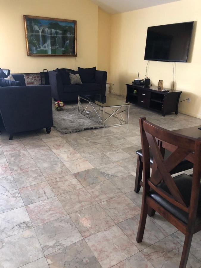 Сasa de vacaciones 6 Bedrooms 3 Bathrooms Pool *